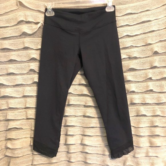 Lululemon WonderUnder - Picture 1 of 3